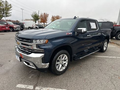 Used 2019 Chevrolet Silverado 1500 LTZ image 13