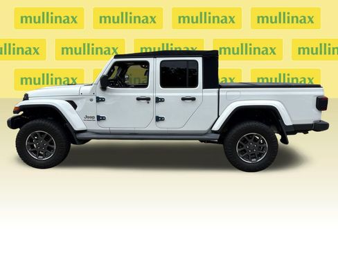 Used 2020 Jeep Gladiator Overland w/ Safety Group AWD/4WD image 11