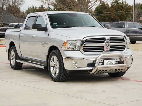 Used 2019 RAM 1500 Lone Star image 6