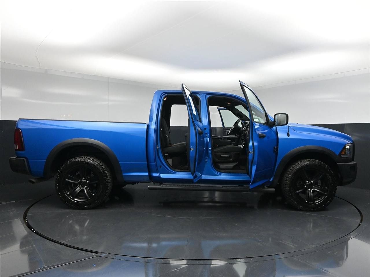 Used 2021 RAM 1500 Warlock AWD/4WD image 40