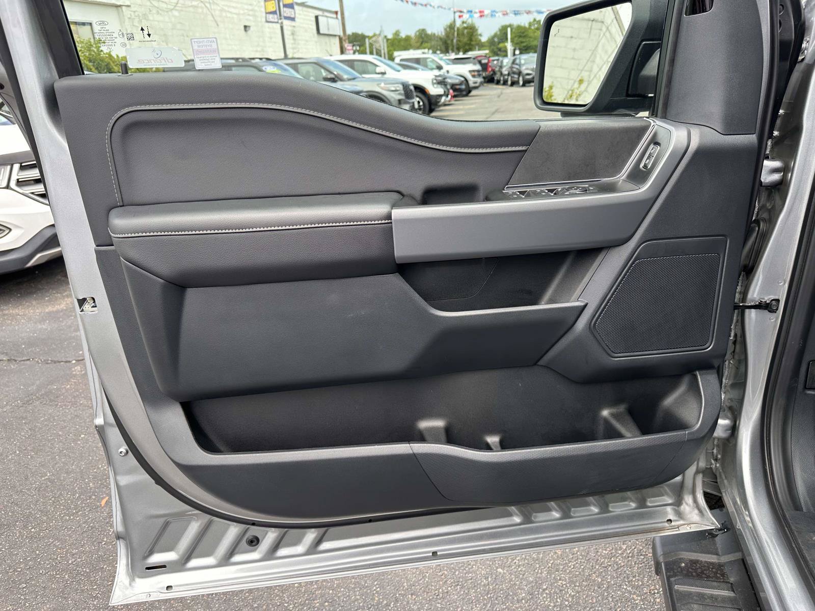 Used 2025 Ford F150 XLT w/ Equipment Group 302A MID AWD/4WD image 9