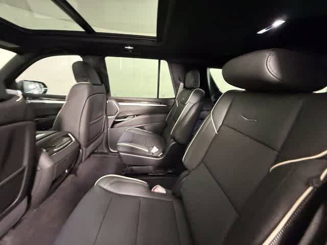 New 2026 Cadillac Escalade Luxury w/ Touring Package AWD/4WD image 26