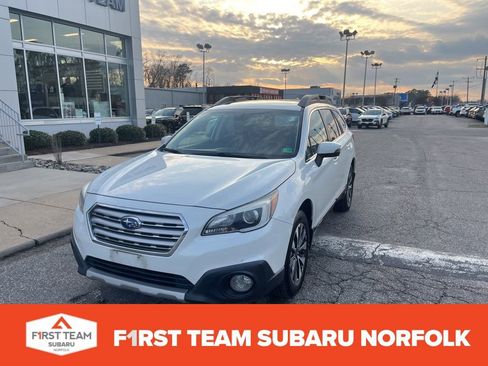 Used 2017 Subaru Outback 2.5i Limited image 7