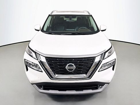Used 2021 Nissan Rogue SV w/ Premium Package AWD/4WD image 2