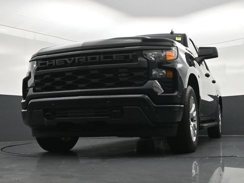 Used 2023 Chevrolet Silverado 1500 Custom RWD image 30