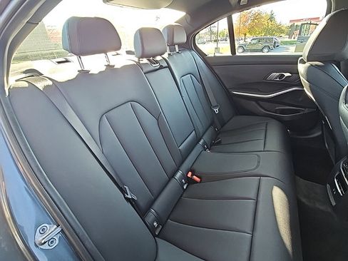 Used 2021 BMW 330i Sedan w/ Premium Package image 46