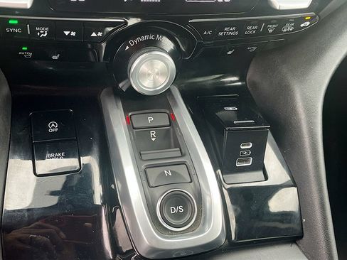 Used 2024 Acura MDX w/ Technology Package FWD image 17