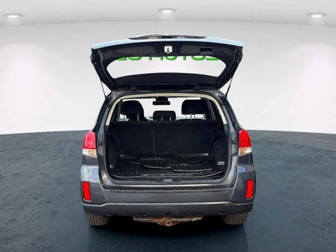 Used 2011 Subaru Outback 2.5i Premium w/ All-Weather Pkg image 11