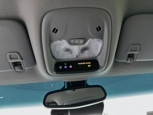 Used 2023 Chevrolet Bolt LT w/ Infotainment Package image 18