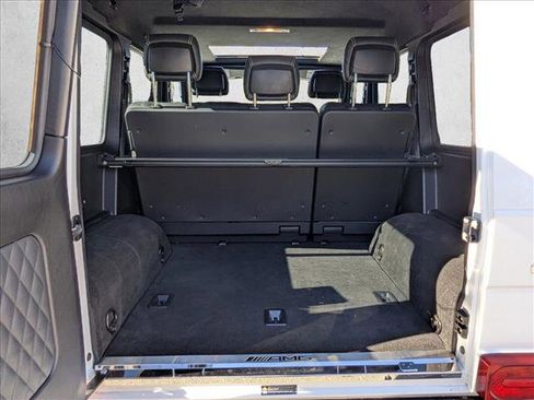 Used 2017 Mercedes-Benz G 63 AMG 4MATIC image 6