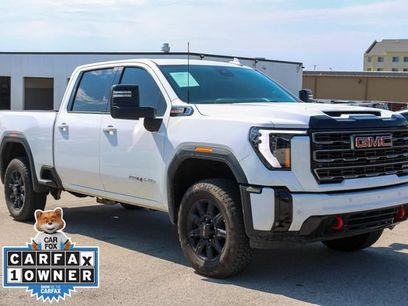 Used 2025 GMC Sierra 2500 AT4