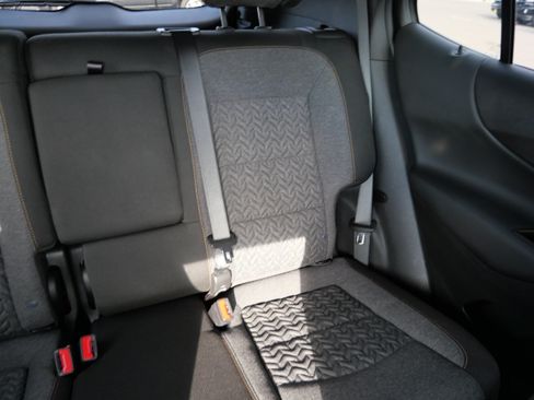 Used 2024 Chevrolet Equinox LT FWD image 14