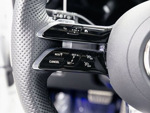 Certified 2026 Mercedes-Benz GLC 300 4MATIC image 11