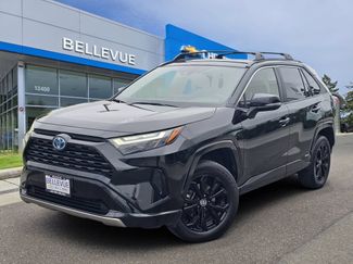 Used 2022 Toyota RAV4 SE w/ SE Grade Weather Package AWD/4WD video 1