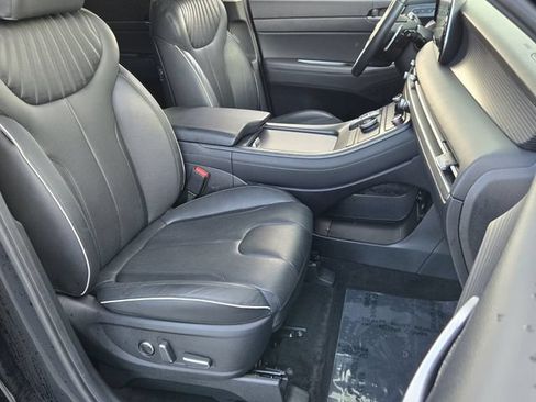 Used 2024 Hyundai Palisade Limited FWD image 15