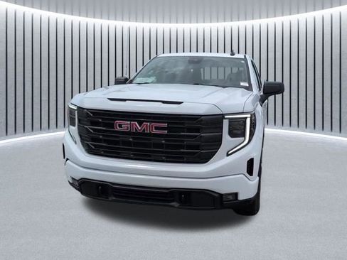 Certified 2025 GMC Sierra 1500 Elevation AWD/4WD image 13