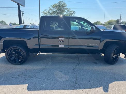 Used 2018 Chevrolet Silverado 1500 LT w/ All Star Edition AWD/4WD image 9
