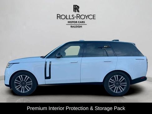 Used 2023 Land Rover Range Rover SE image 8