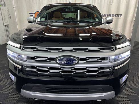 Used 2022 Ford Expedition Platinum AWD/4WD image 4