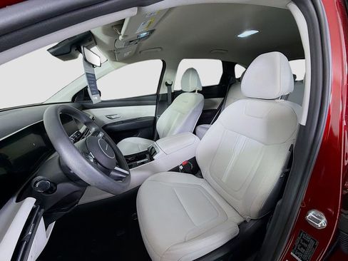Used 2025 Hyundai Tucson SEL FWD image 13