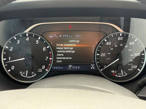 Used 2024 Nissan Titan SV AWD/4WD image 24