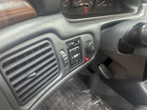 Used 2001 Toyota Solara SE FWD image 20