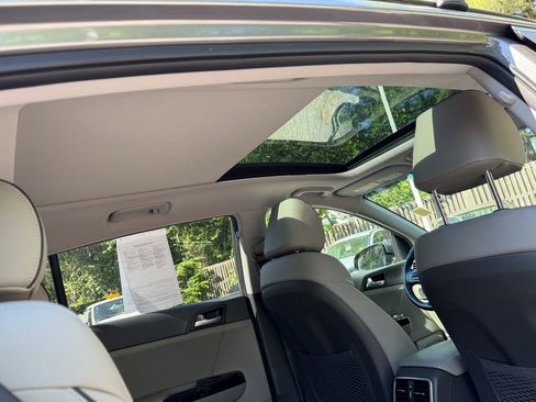 Used 2018 Kia Sportage EX w/ EX Technology Package FWD image 14