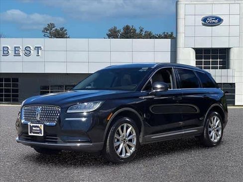Used 2022 Lincoln Corsair AWD w/ Premium Package image 4