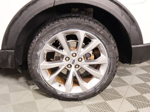 Used 2021 Ford Explorer Platinum w/ Equipment Group 601A image 21