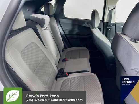 Used 2022 Ford Escape SE w/ SE Sport Appearance Package AWD/4WD image 29