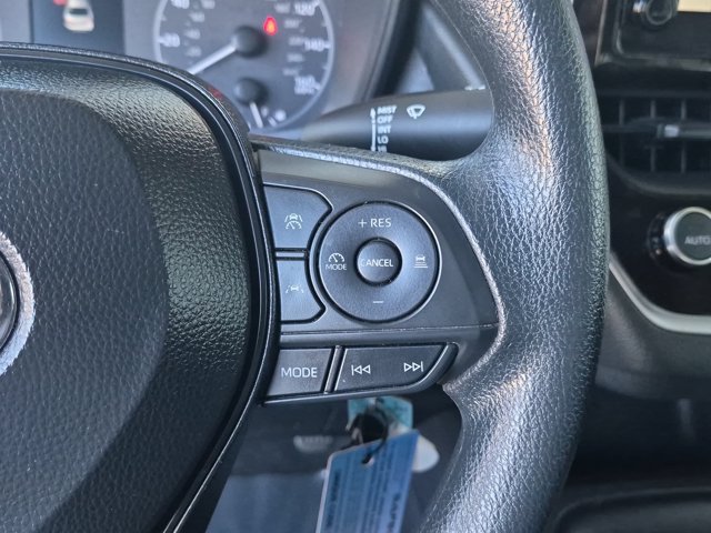 Used 2025 Toyota Corolla LE FWD image 25