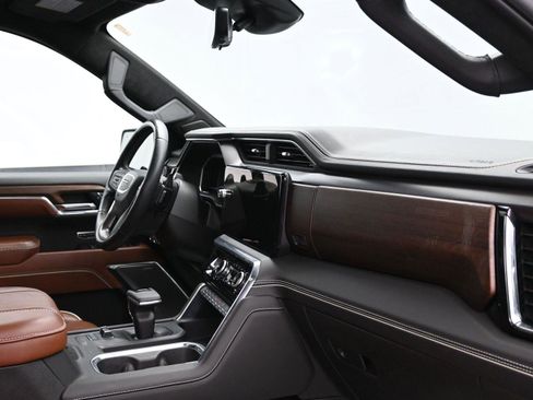 Used 2024 GMC Sierra 1500 Denali Ultimate image 15