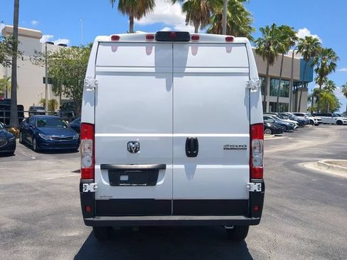 Used 2025 RAM ProMaster 2500 w/ Convenience Group FWD image 6