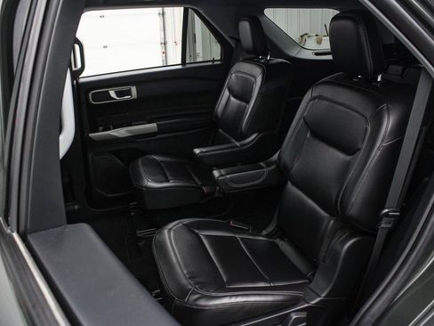 Certified 2023 Ford Explorer XLT w/ Equipment Group 202A image 18