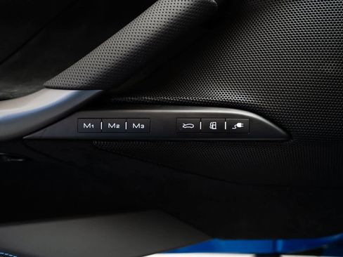 Used 2025 Ferrari 296 GTS image 27