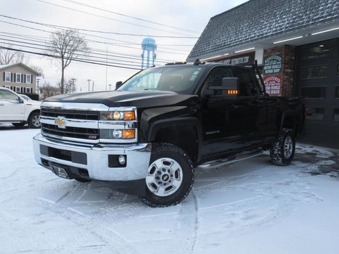 Used 2018 Chevrolet Silverado 2500 LT w/ LT Convenience Package image 29
