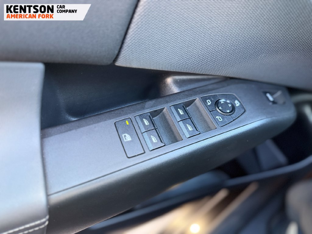 Used 2025 BMW X3 xDrive30i w/ Premium Package AWD/4WD image 18