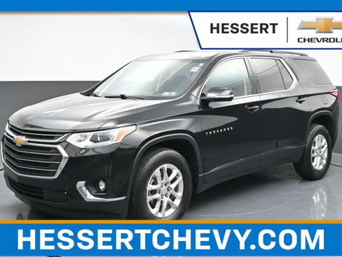 Used 2020 Chevrolet Traverse LT AWD/4WD image 1