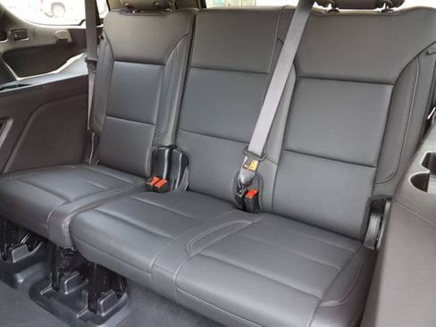 Used 2024 Chevrolet Tahoe LT RWD image 6