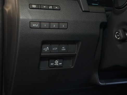 Used 2025 Lexus GX 550 image 29