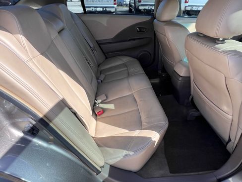 Used 2003 Nissan Altima 3.5 SE image 31