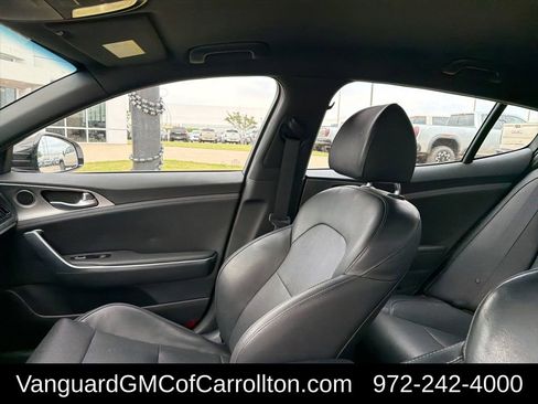 Used 2020 Kia Stinger GT RWD image 6