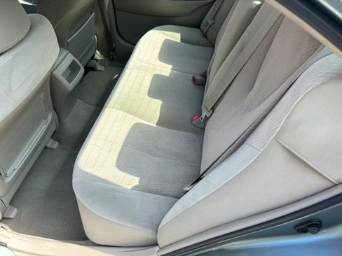 Used 2011 Toyota Camry LE FWD image 13
