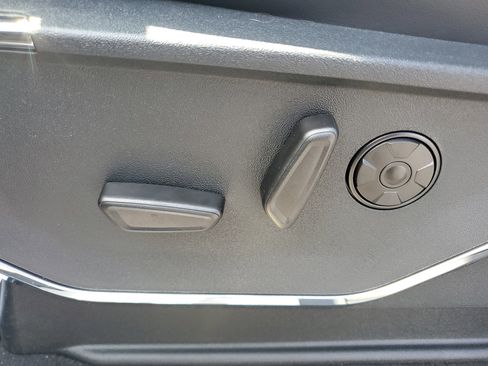 New 2025 Ford F250 Platinum image 21