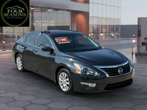 Used 2013 Nissan Altima 2.5 S FWD image 4