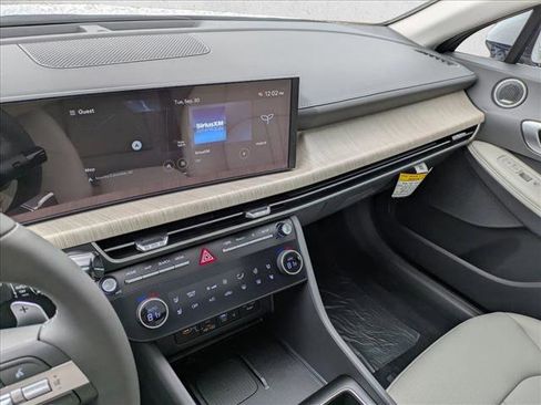 New 2025 Hyundai Sonata Limited image 13