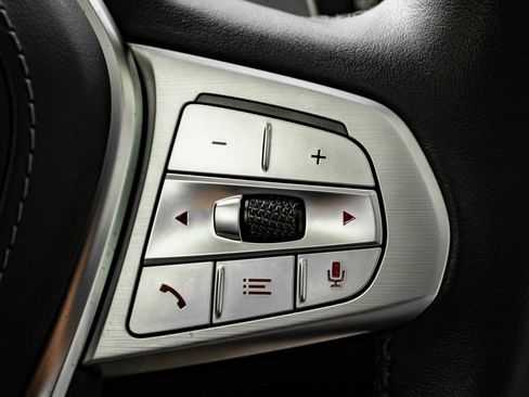 Used 2024 BMW X7 xDrive40i image 25