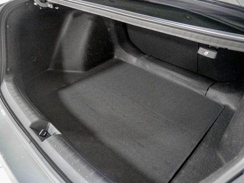 Used 2025 Honda Civic Sport Touring image 9