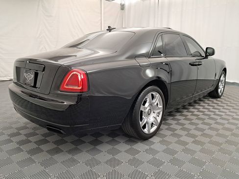 Used 2011 Rolls-Royce Ghost image 3