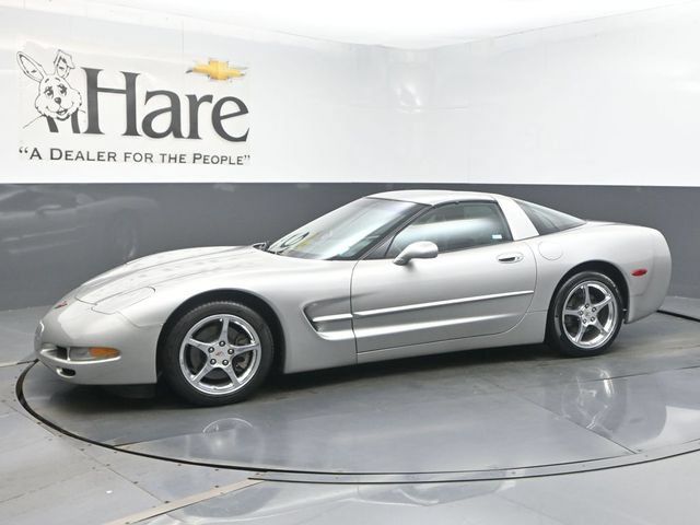 Used 2004 Chevrolet Corvette Coupe RWD image 24